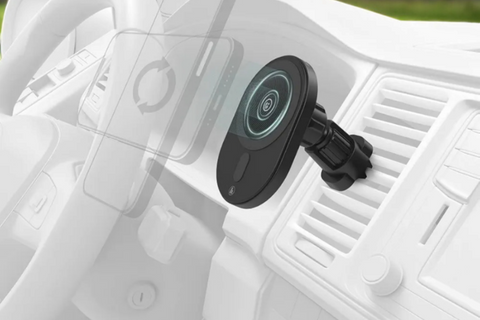Die HandyOase Hama 15W Fast Kfz-Halterung mit Ladefunktion (Schwarz) wird an einer Lüftungsöffnung montiert und hält dank der kabellosen Ladefunktion ein iPhone ab Modell 12 für die freihändige Nutzung.